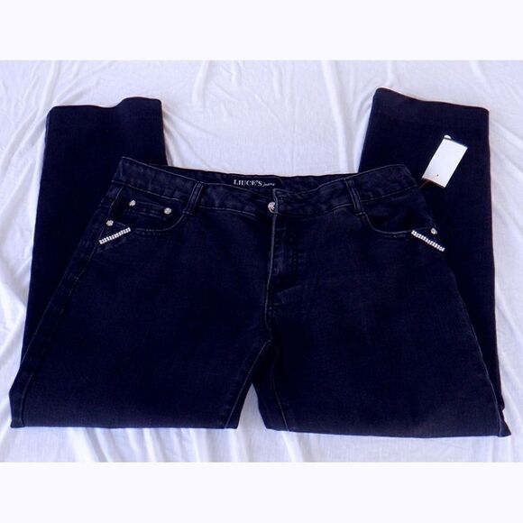 Liuce's Black bling jeans - Wardrobe Builder! - Picture 1 of 4